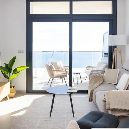 Sunset Sailors Magic