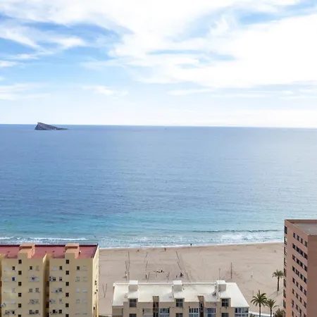 Sunset Sailors Magic